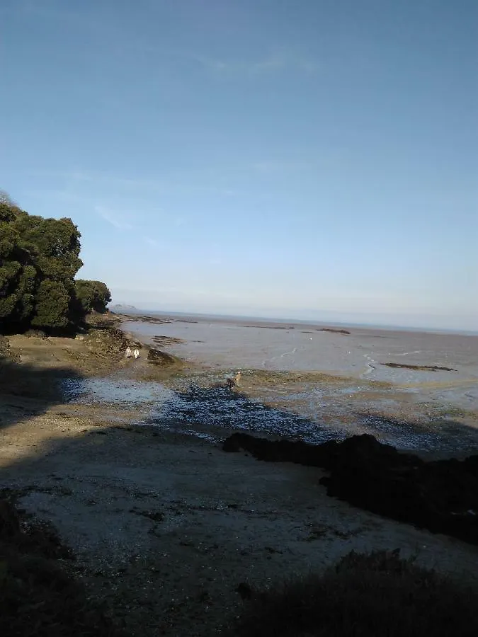 Gite Pres De St Malo Cancale Et Le Mt St Michel La Fresnais 0*,  France